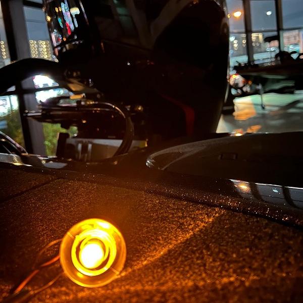 attwood 6313-7 LEDライト 12V 防水 アンバー アウトドア グランピング