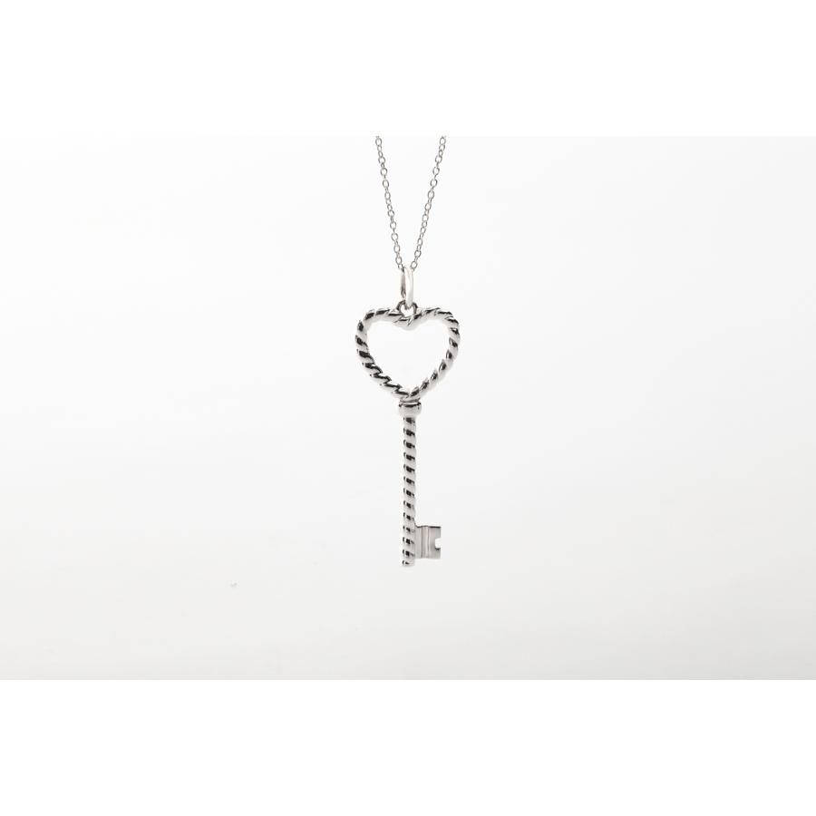 ペンダント  　レディース　プレゼント　ＴＩＦＦＡＮＹ＆ＣＯ. (ティファニー)　ツイスト ハート キーペンダント　 | TIFFANY&Co.