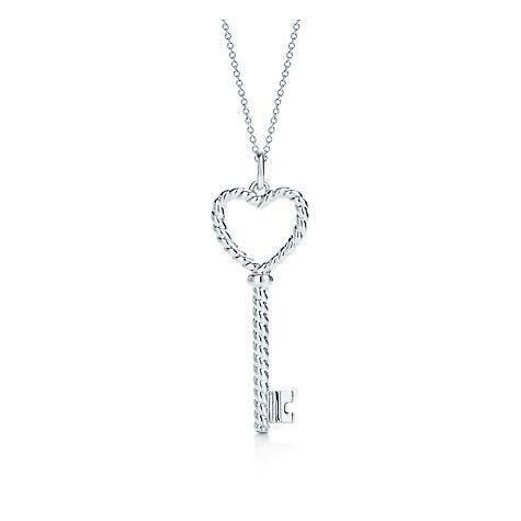 ペンダント  　レディース　プレゼント　ＴＩＦＦＡＮＹ＆ＣＯ. (ティファニー)　ツイスト ハート キーペンダント　 | TIFFANY&Co. | 01