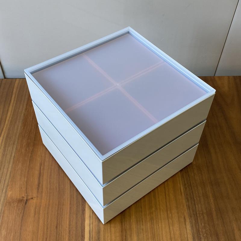 重箱 3段 仕切り4個・シール蓋付 シルバーゴールド 食器 おせち 和食器