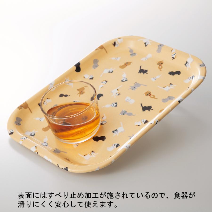お盆 トレー すべらない 長角トレイ ネコマミレ 26cm 滑り止め すべり