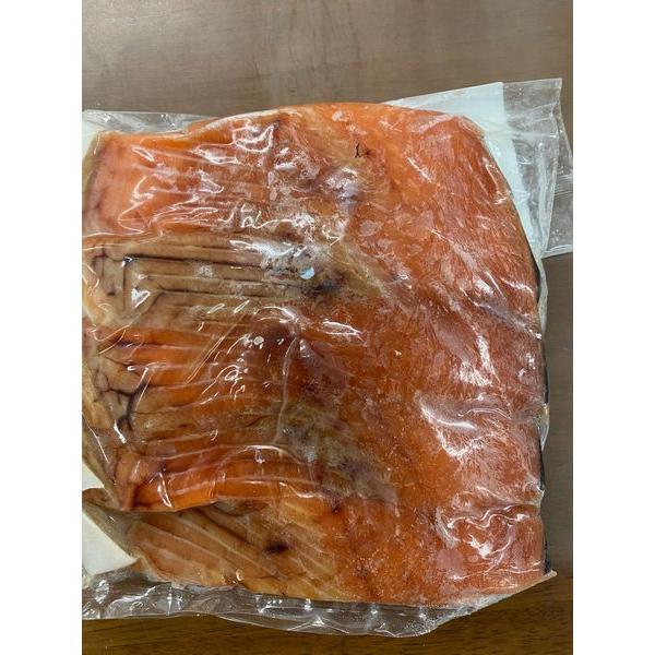 最大48 Offクーポン 北海道産新巻鮭 秋鮭 切り身3切れ 目安1切れ80ｇ前後 E 北港直販 しゃけ シャケ Cisama Sc Gov Br