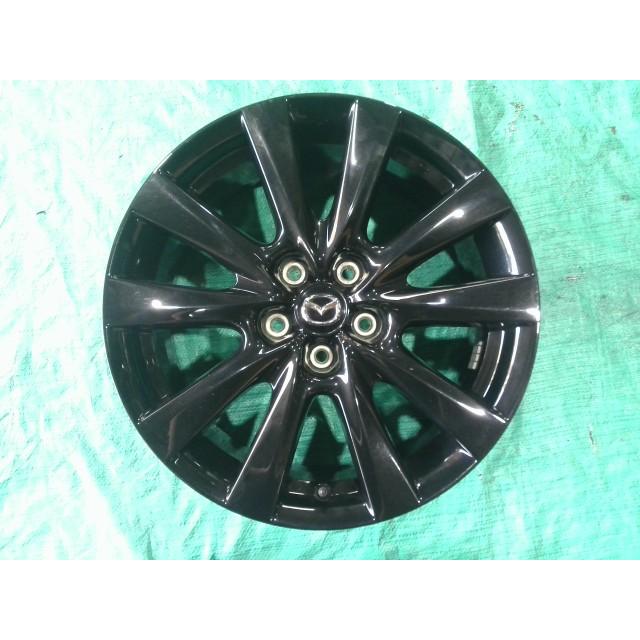 マツダ MAZDA3 BP8P ブラックトーンエディション 18インチ 7J+45 PCD