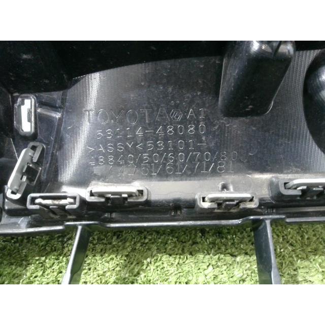 トヨタ 純正 ハリアー ６０系 後期型 フロントグリル ５３１１４－４８０８０ トヨタ 純正 ハリアー 60系 後期型 フロントグリル 53114