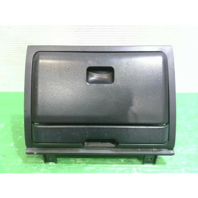 三菱ふそうトラックバス、純正部品ZC049068 カップホルダー、2個 キャンター PA-FE70DB H16年式 純正 ドリンクホルダー カップホルダー