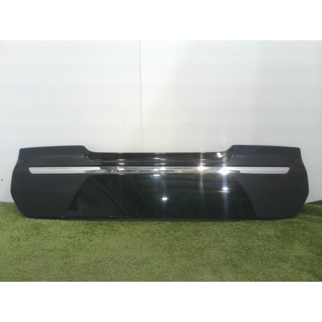 ヴォクシー80 バックドアスムージングパネルモデリスタ