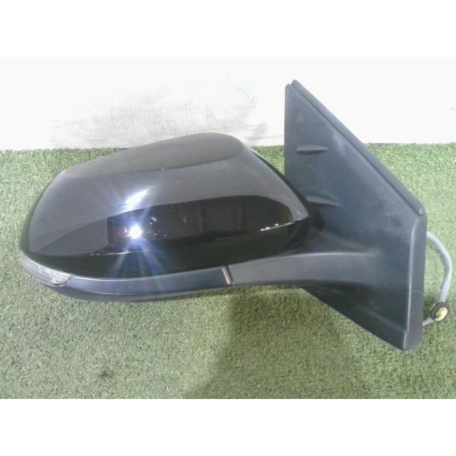 ヤリス 5BA-MXPA10 右 サイドミラー ドアミラー 202 87910-K0310 