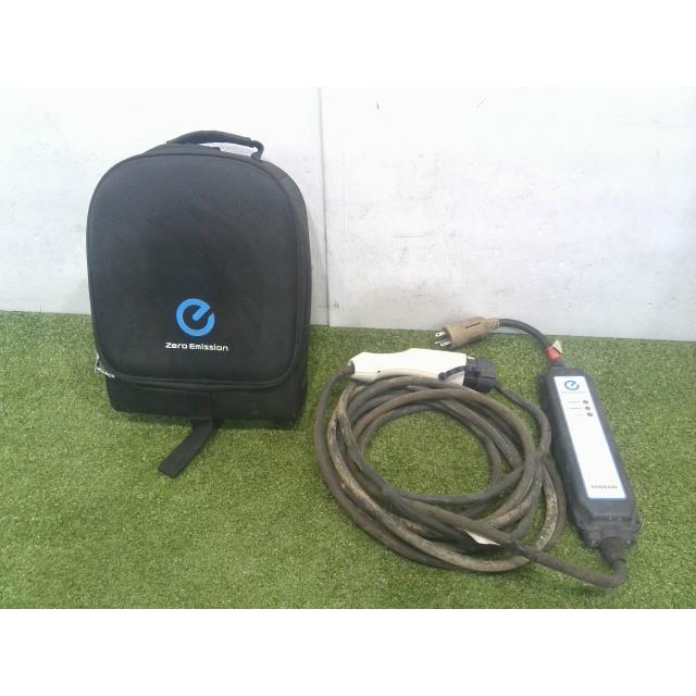 日産　リーフ純正充電ケーブル　3NK5E（12） リーフ 日産 AZE0 純正 充電ケーブル 充電器 収納バック 29690 3NK5E