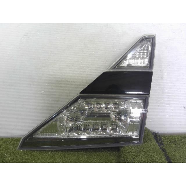 ヴェルファイア DBA-ANH20W 右フィニッシャーパネル LED