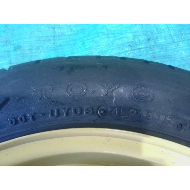 ヴォクシー トヨタ 80系 ノア エスクァイア 前期 純正 スペア ヴォクシー トヨタ 80系 ノア エスクァイア 前期 純正 スペア