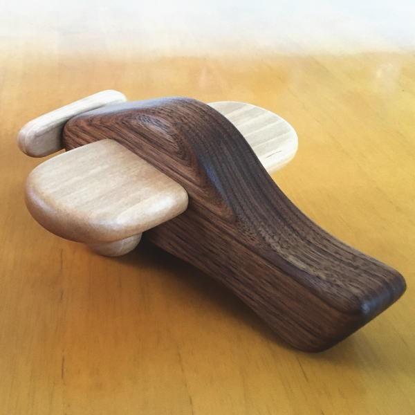 送料無料 木のおもちゃ 飛行機 日本製 国産 乗り物 乗物 木製玩具