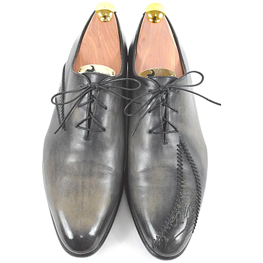 Berluti（ベルルッティ） 不朽の名作 スクリット カリグラフィ 美しい 