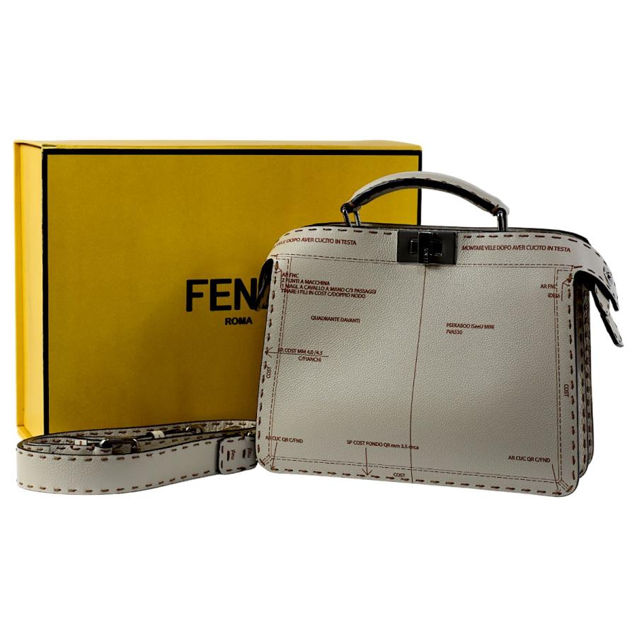 FENDI（フェンディ） 超美品 超希少 ピーカブー アイシーユー スモール
