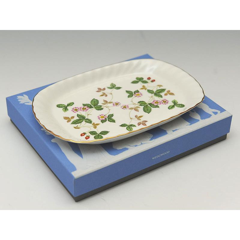 WEDGWOOD/ウェッジウッド　ワイルドストロベリー　スパイラルトレー |  | 02