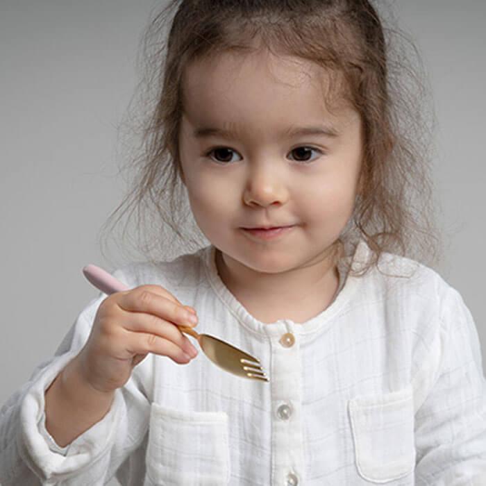 正規品 クチポール アリス カトラリー セット 子供用 グレイ ゴールド BOX入り Cutipol Alice 【4点までメール便送料無料】 | Cutipol | 02