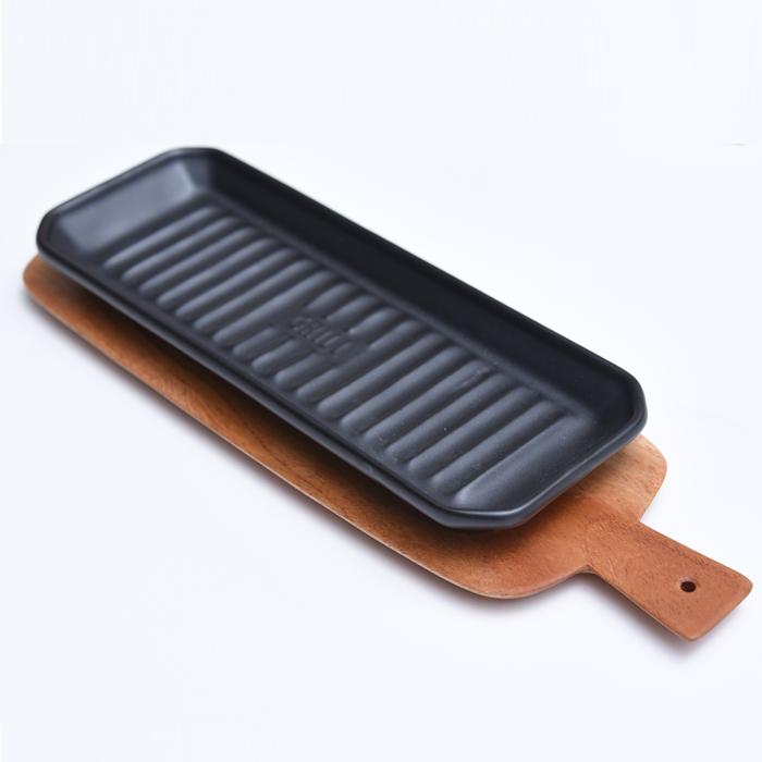 ツールズ　グリルプレート ＆ ウッドボードセット ＜ M ＞ブラック 【 TOOLS 魚焼き 陶器 角皿 ワンプレートボード 天然木  】 | 