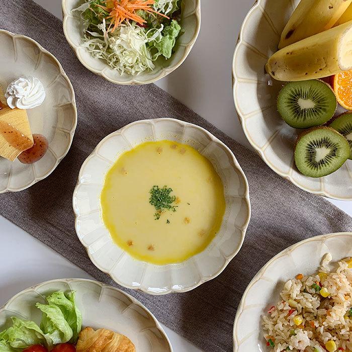食器 中鉢 輪花クリーム釉5.0寸浅鉢 煮物鉢 ボウル サラダボウル 花形