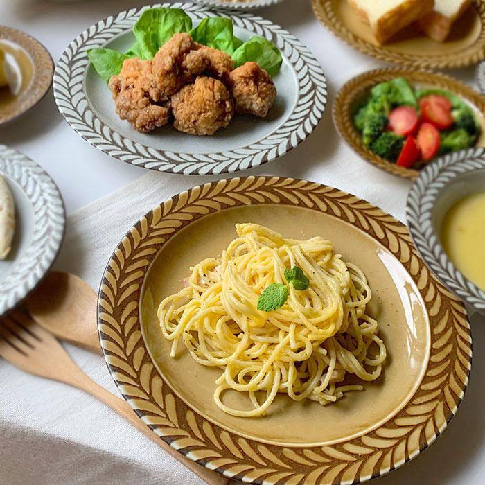 お皿 大皿 おしゃれ ブロウ23.7cmミート皿 食器 丸皿 パスタ皿 ワン