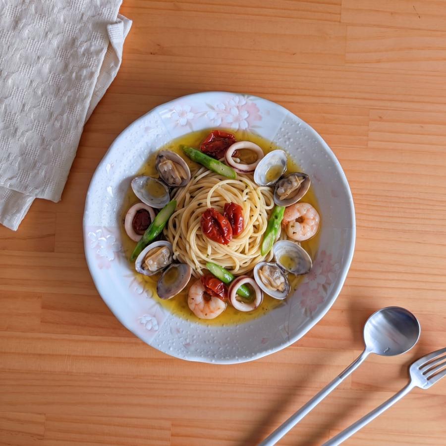 食器 皿 深皿 間取桜 22cm 美濃焼 おしゃれ 7寸皿 パスタ皿 カレー皿