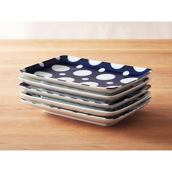 長角皿　水色　笹模様　焼物皿　10枚セット 楽天市場】角皿 魚皿 長角皿 陶器 青藍 波佐見焼｜そよぎ唐草 丸ならび