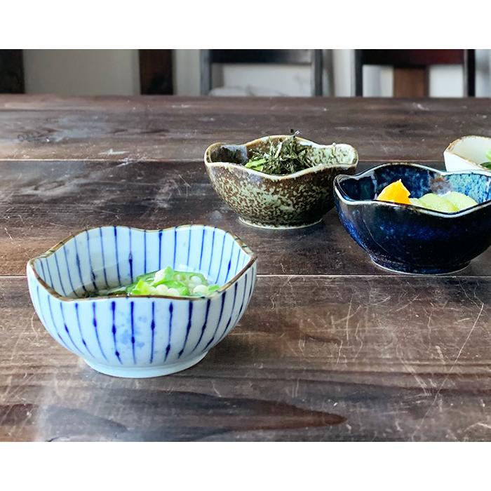 小鉢 おしゃれ 梅型30小鉢 8.8cm 和食器 選べる4柄 前菜鉢 豆鉢 珍味入