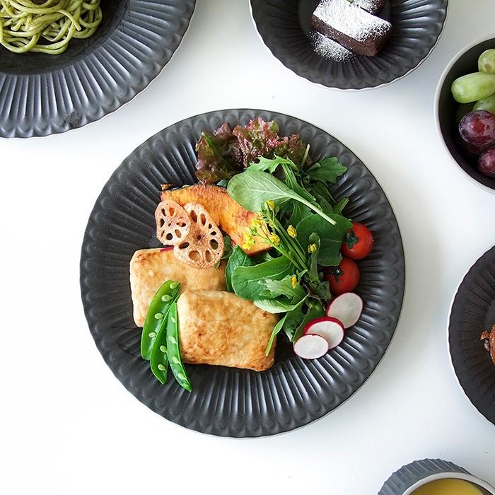 ストーリア 24cmプレート クリスタルブラック ステーキ皿 パスタ皿 洋皿 洋食器 カフェ風 ディナー皿 パーティー皿 盛り皿 ワンプレート サラダ皿 みのさららヤフー店 通販 Yahoo ショッピング