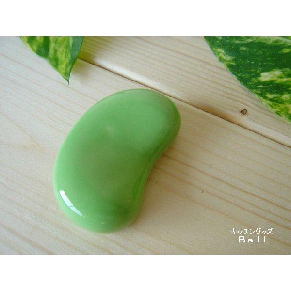 陶器製箸置き 緑とクリーム色 箸置き 野菜 かわいい 緑 そら豆 業務用食器 【メール便OK】 : みの