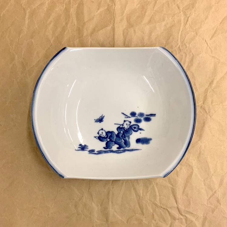 白磁 唐子 刺身皿 陶器製 日本製 : キッチングッズ柳屋 ヤフー店