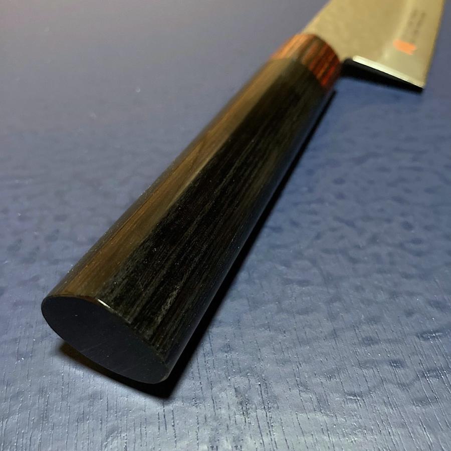 伊勢屋 I-4 牛刀 包丁 210mm 鎚目33層ダマスカス V金10号 瀬戸