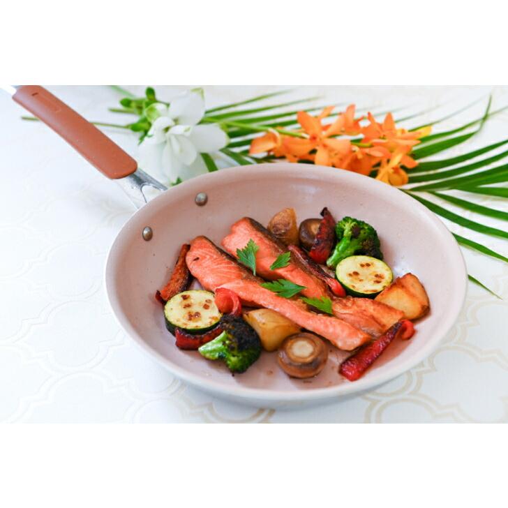 TRAMONTINA ロマーニャ セラミック調理器具トラモンティーナ　はるあんさん使用。 |  | 02