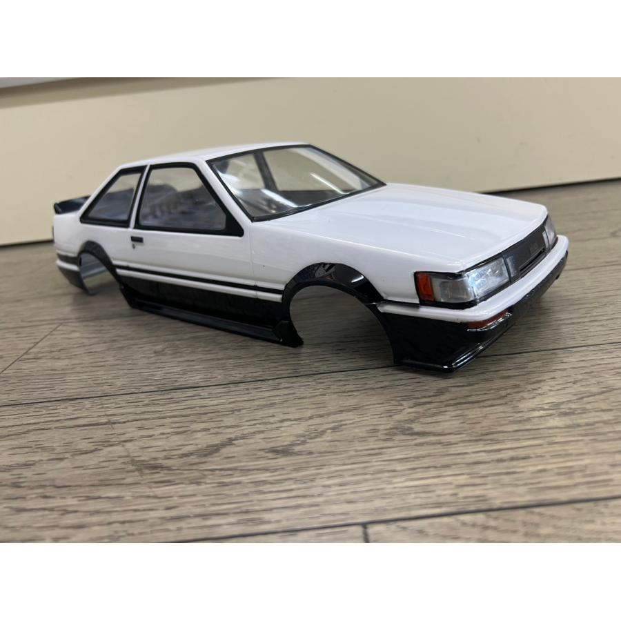 ADDICTION TOYOTA COROLLA LEVIN 2ドア TOYOTA Corolla Levin (AE86) 2