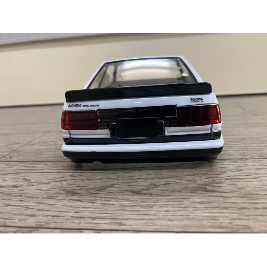 ADDICTION TOYOTA COROLLA LEVIN 2ドア TOYOTA Corolla Levin (AE86) 2