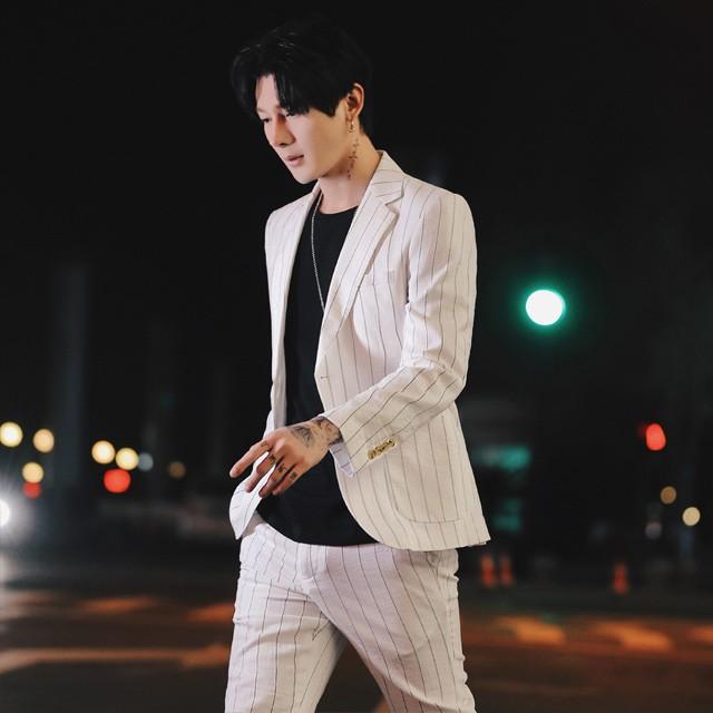 タキシード ホワイト スーツ メンズ ストライプ かっこいい 紳士服 フォーマルスーツ 2点セット パーティー 結婚式 披露宴 代 30代 40代 カジュアル Lh Kittyshop 通販 Yahoo ショッピング