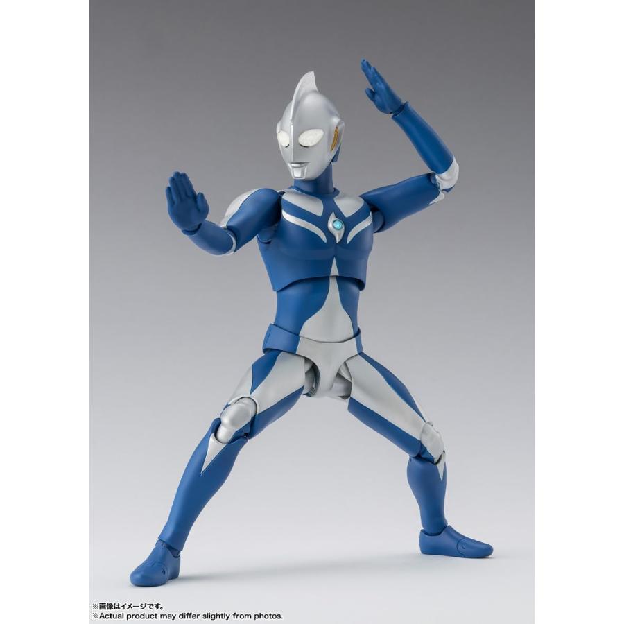 BANDAI（バンダイ） S.H.フィギュアーツ ウルトラマンコスモス