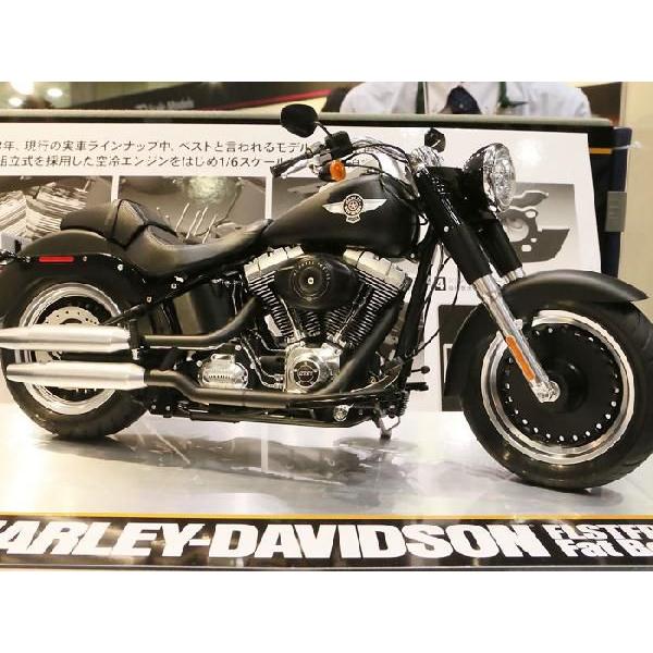 タミヤ（TAMIYA） 1/6スケール ハーレーダビッドソン FLSTFB