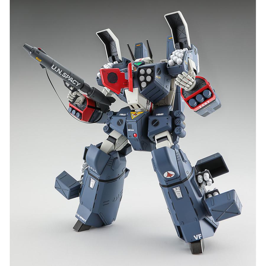 ハセガワ 1/72スケール VF-1J アーマード バルキリー（プラモデル