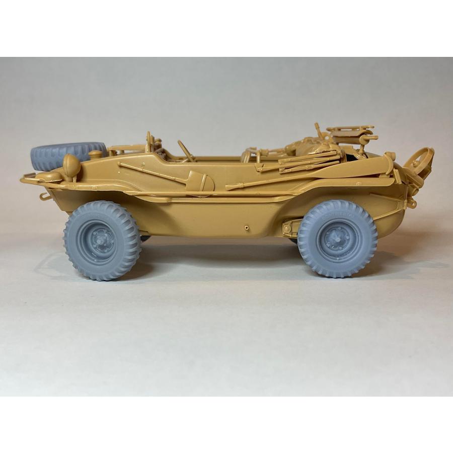 1/35スケール ドイツPkw.K2s シュビムワーゲン166型 前輪ステアリング