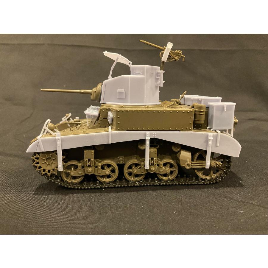 1/35スケール イギリス軍 M3スチュアート”ハニー”初期型