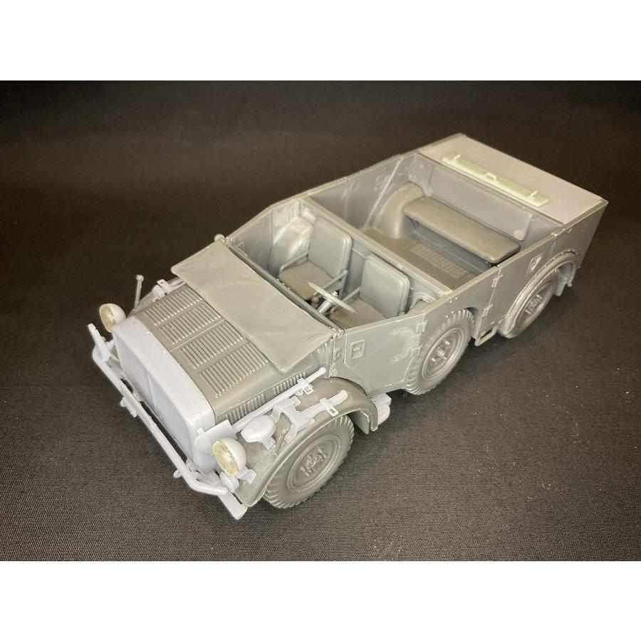 1/35スケール ドイツ 大型軍用乗用車 ホルヒ4×4タイプ1a（T社の1/35