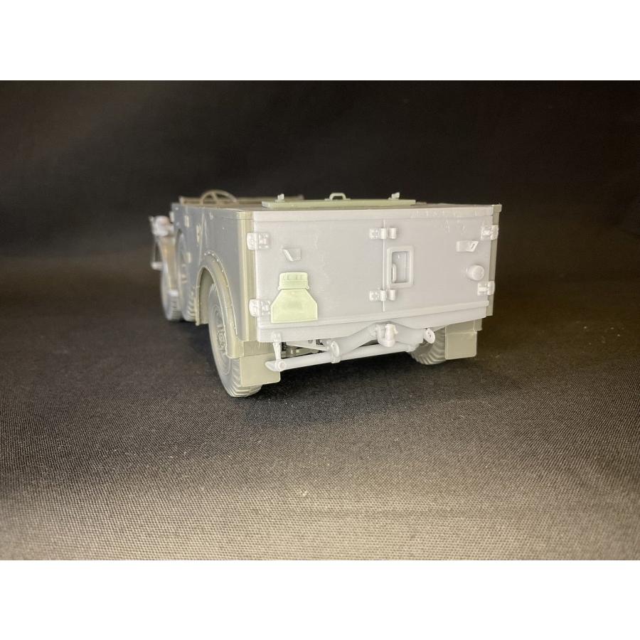 1/35スケール ドイツ 大型軍用乗用車 ホルヒ4×4タイプ1a（T社の1/35
