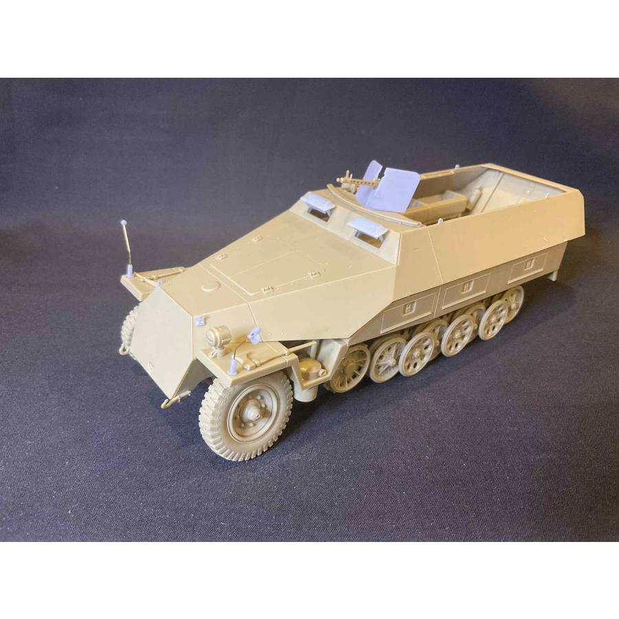 1/35 スケール 全5キットのセット販売（一部ディテールアップパーツ付） 1/35スケール ドイツSd.kfz.250／251車間表示ポールディテールアップ