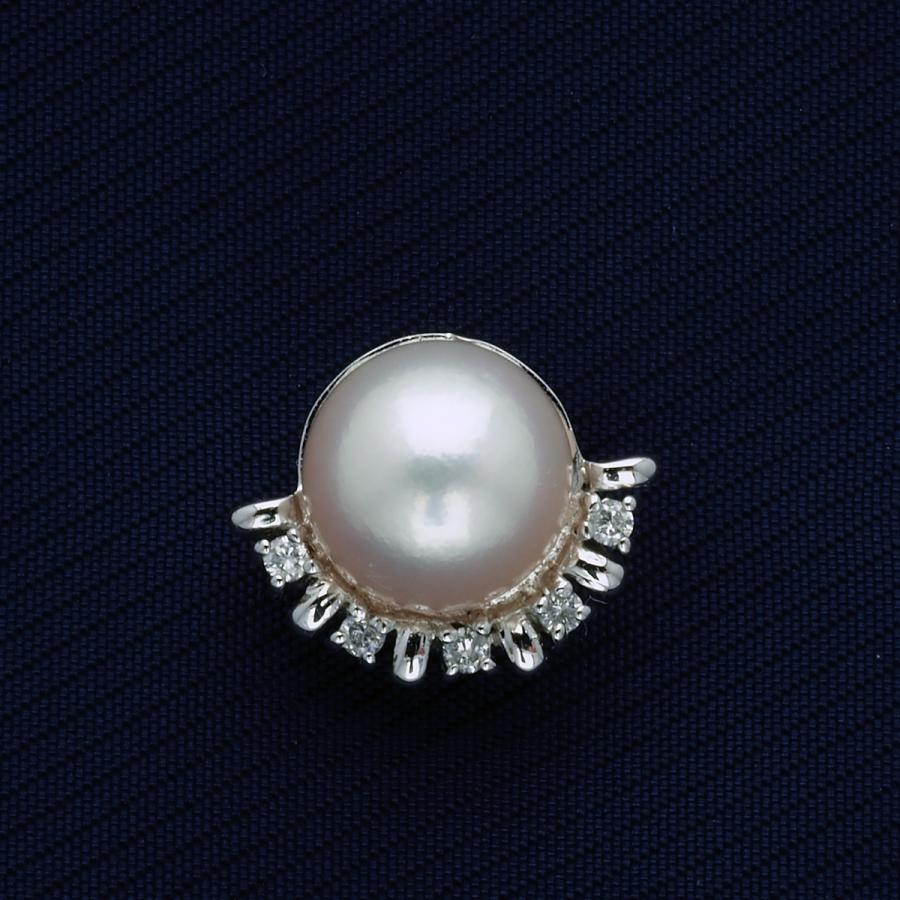 K18WG アコヤ本真珠 ピンブローチ 0.05ct天然ダイヤ付き タイタック タイピン あこやパール 18金ホワイトゴールド 大珠 ギフト ユニセックス 日本製