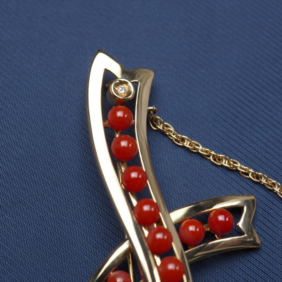 K18 赤サンゴ 珊瑚 ブローチ 飾り 楽天市場】≪1年保証付き≫赤珊瑚13個付きK18ホワイトゴールド 上品