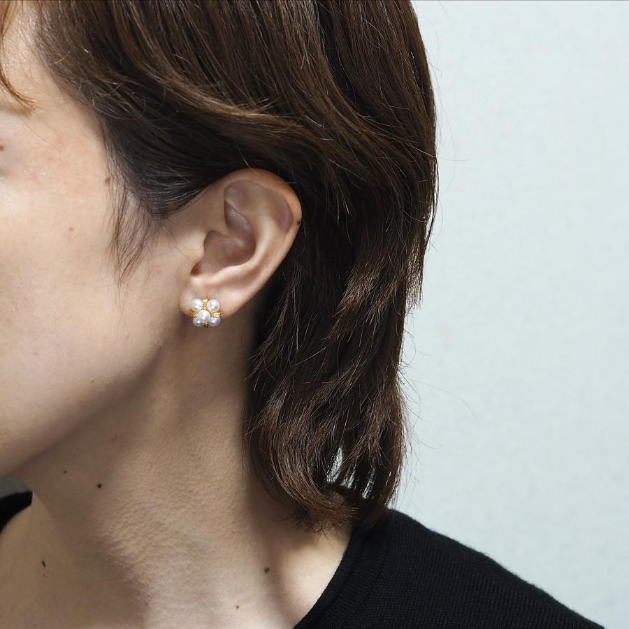 K18 アコヤ本真珠ベビーパール クラスター ピアス スタッド あこや 18