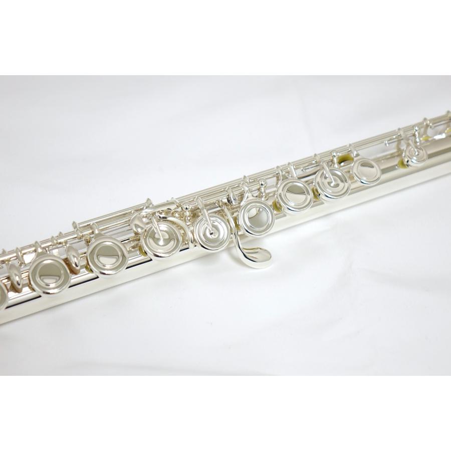 アルタスフルート ALTUS A907E フルート アルタス 楽器 管 Amazon | Altus A907E フルート C足部管 オフセット カバードキイ E