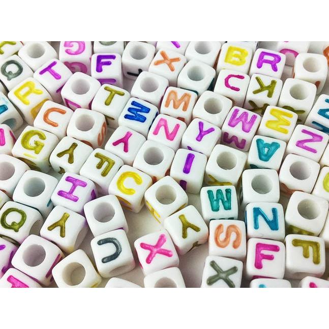 アルファベット ビーズ キューブ サイコロ 形 四角 6mm 300個 3タイプ 