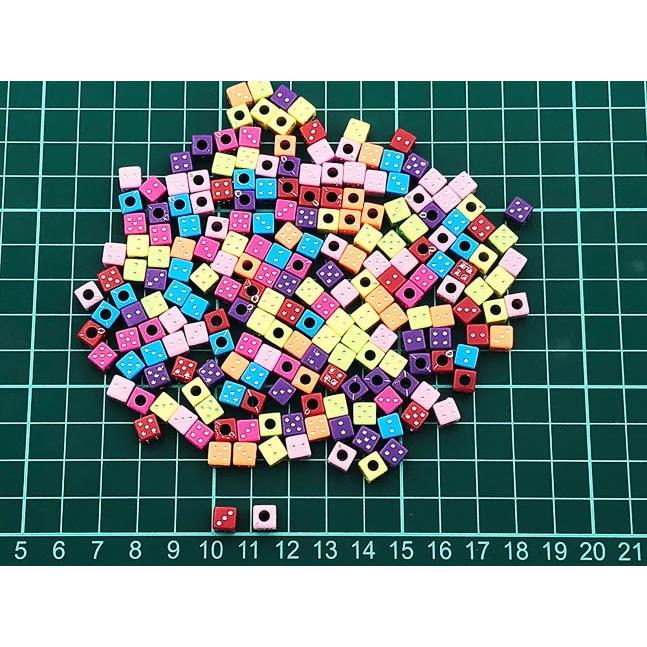 ハンドメイドアクセサリー あこぴ専用 アサツキのつぼみ ピアス・ネックレス・ブレスレット｜鶫