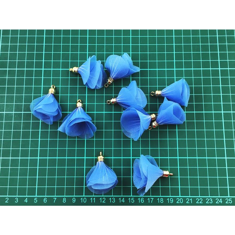 タッセルパーツ フラワータッセル ふわふわ感抑えめ 10個 水色 全長約