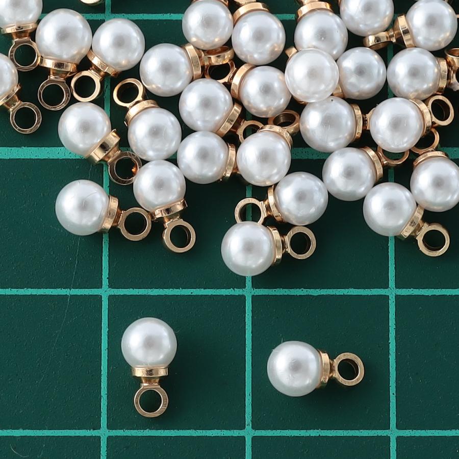 パールチャーム プラ製 丸 4mm 40個 カン付き ホワイト 金具ゴールドKC