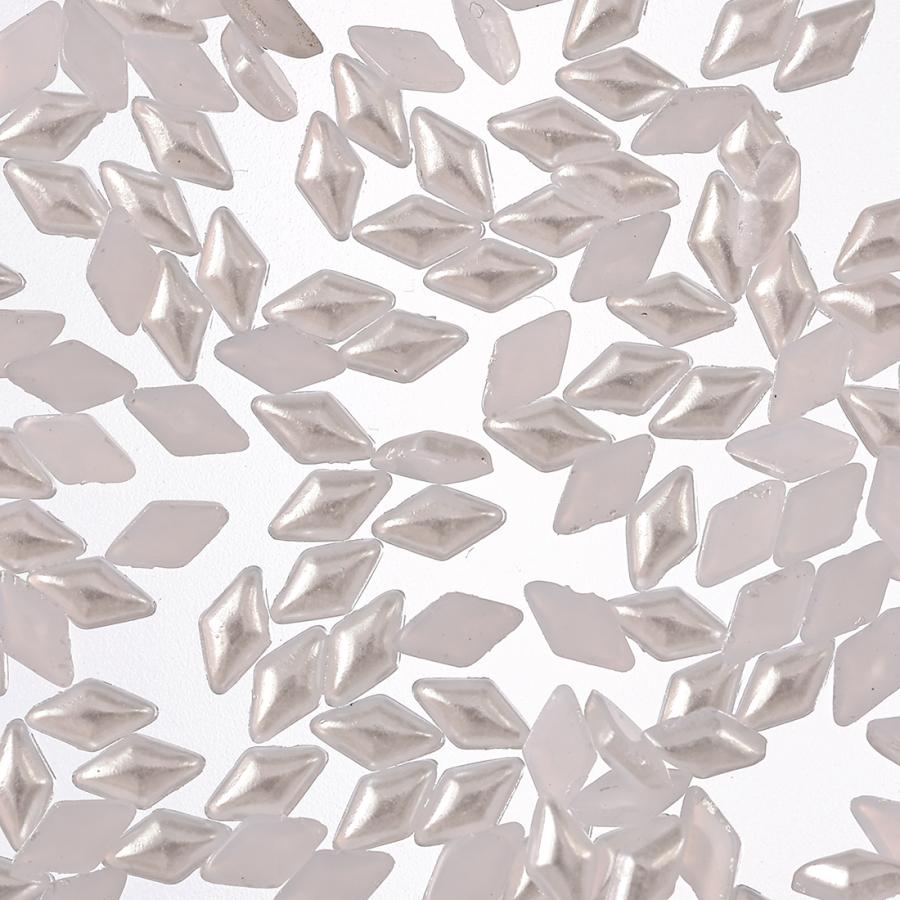 ネイルパーツ パール 5mm ホワイト ひし形 1000個 ぷっくり 封入